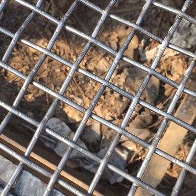 304/316/316L الصلب المقاوم للصدأ شبكة الأسلاك المنسوجة النسيج العادي للفلاتر مع خدمات اللحام والانحناء